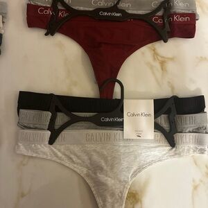 Calvin Klein Underwear 3 pack Set - Black, Gray, Red
